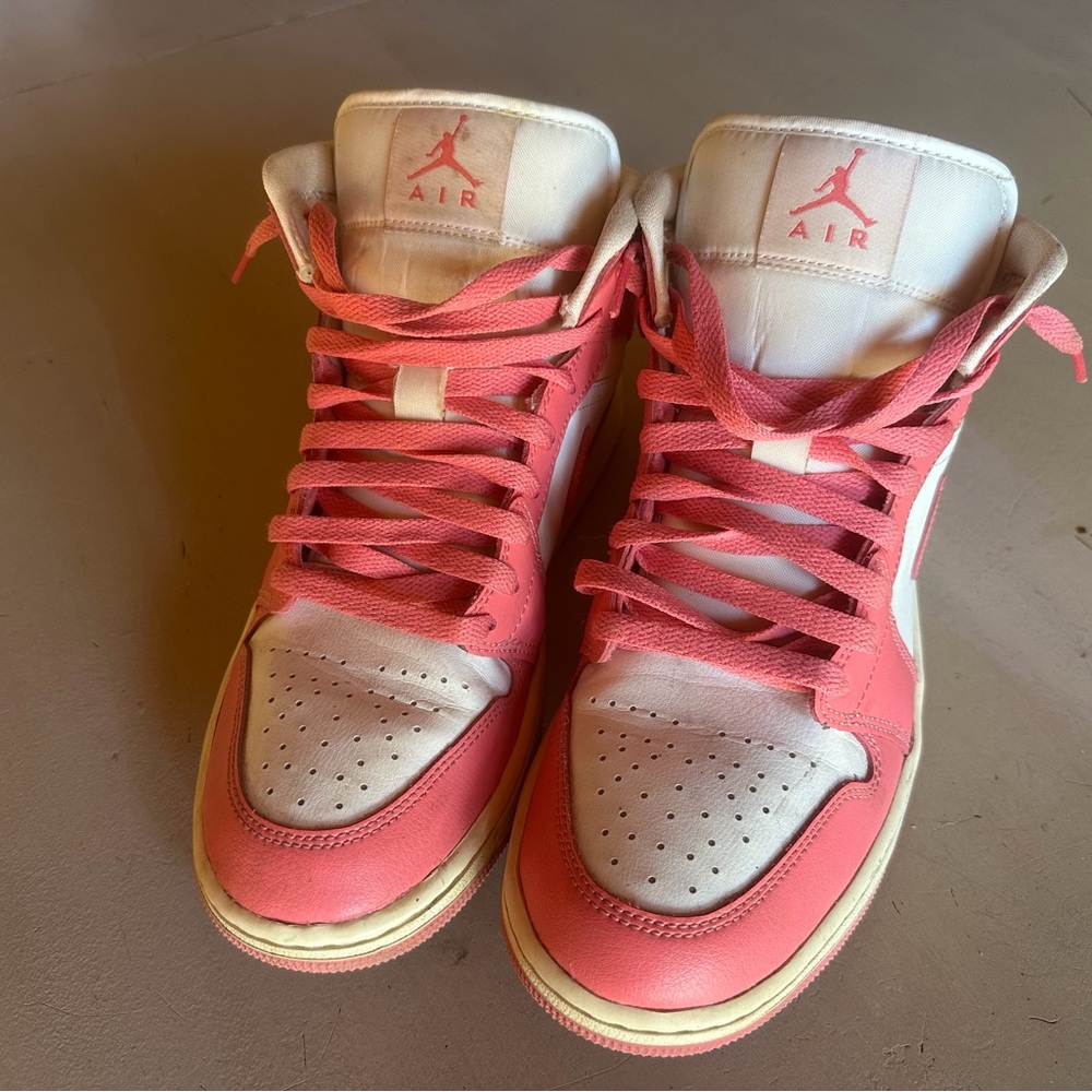Jordan Women's Sneakers in Pink and White